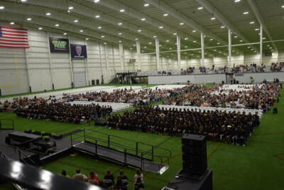 a room full of people